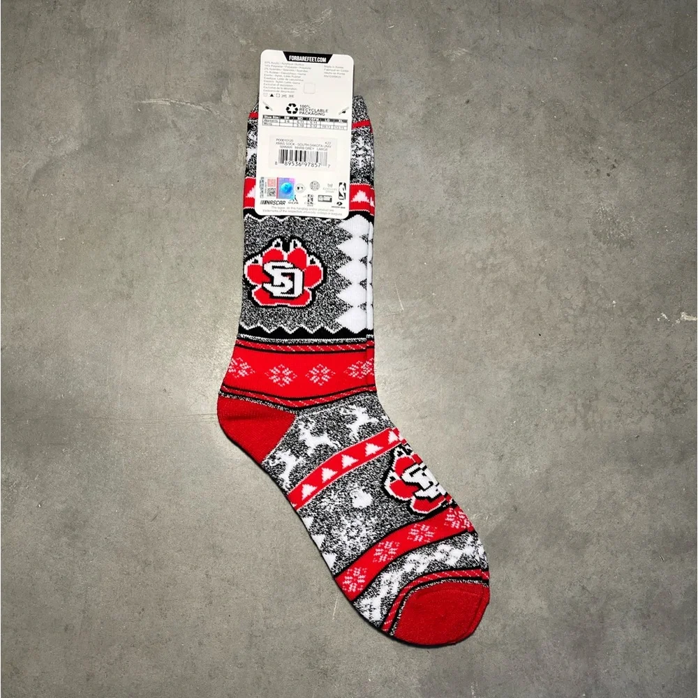 South Dakota University NCAA Ugly Christmas Sweater Holiday Crew‎ Socks Sz 10-13
